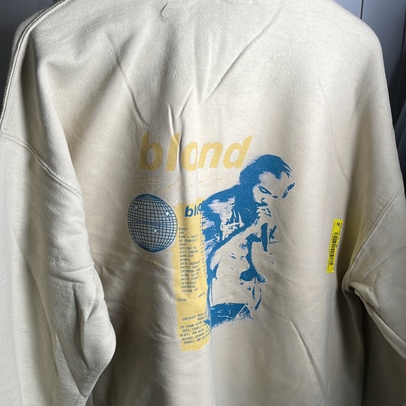 GILDAN printed front and back size XL - Picture 3 of 3